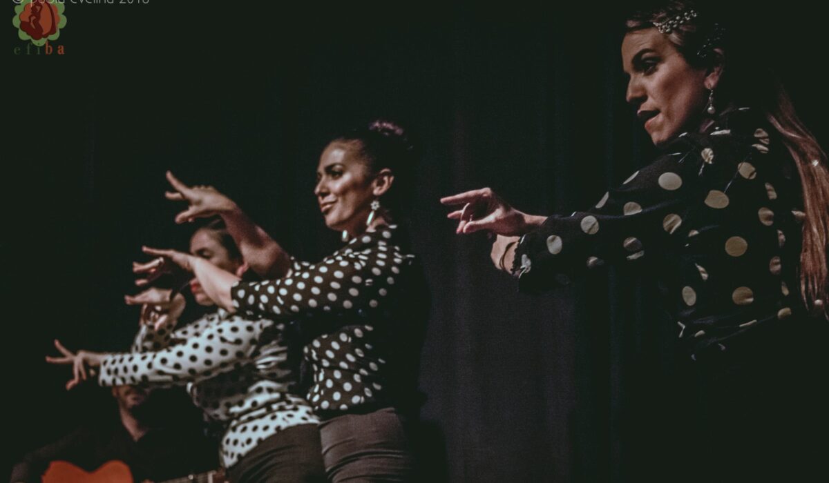 A LA VERA DEL FLAMENCO